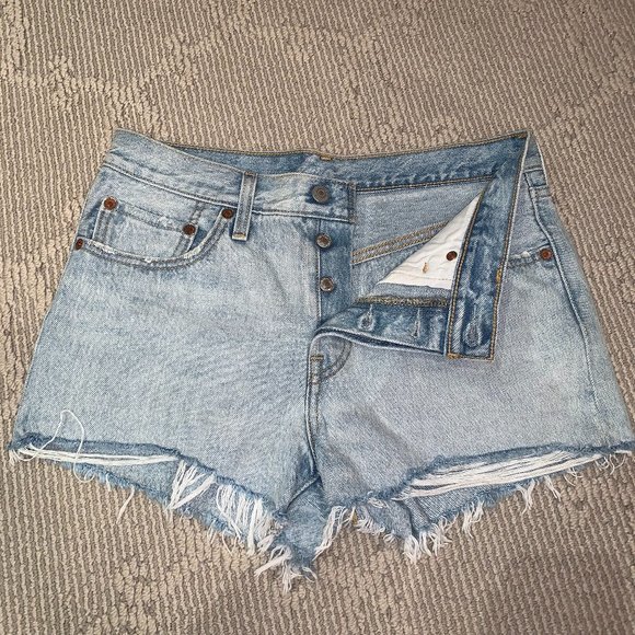 Levi''s, Denim Shorts, Size 26/27 - Picture 5 of 5